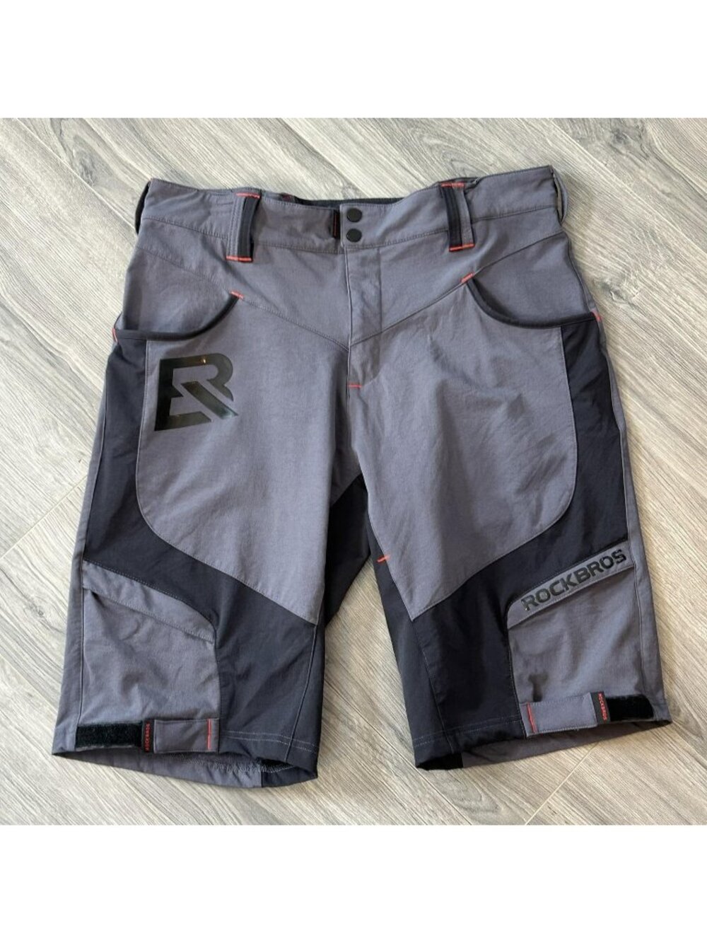 RockBros Cycling Shorts Mens XL Gray Black MTB Trail Pockets Relaxed Snap Waist